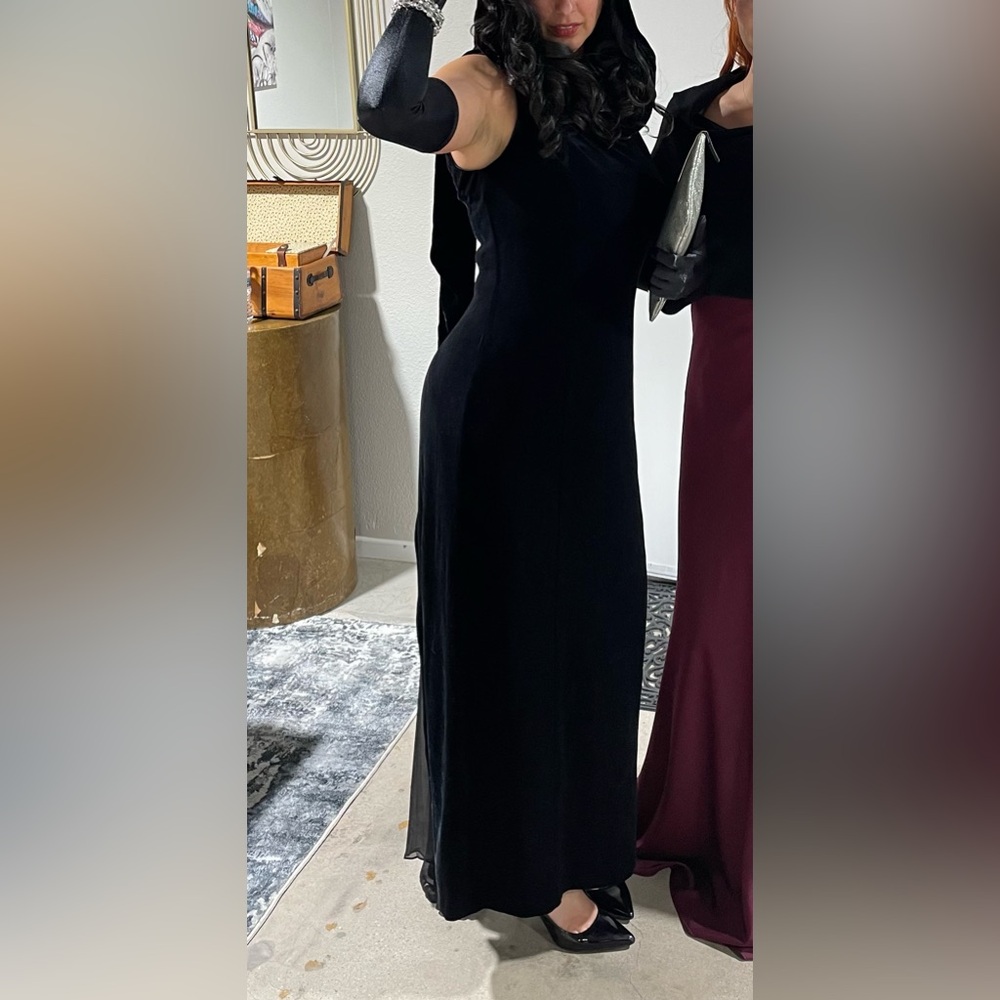 🖤Vintage formal 90 Velvet Maxi w/ Chiffon train🖤